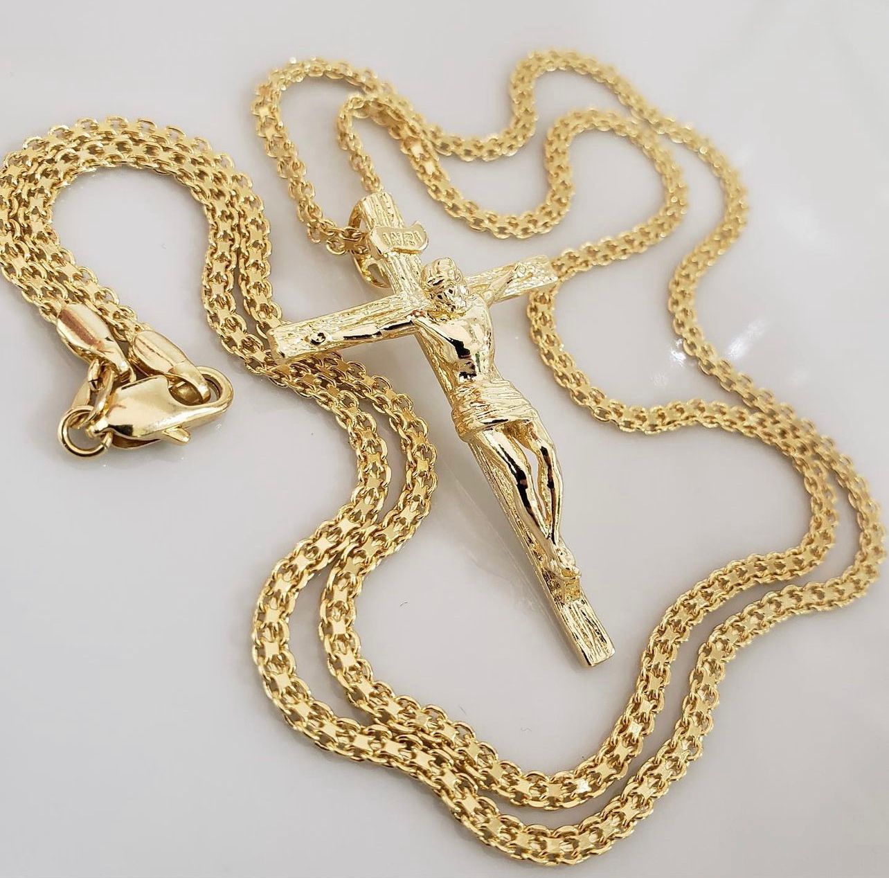 Cadena Chinesca 60cms + Colgante Cristo Madero