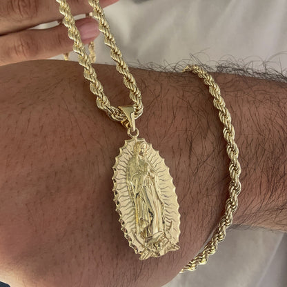Cadena Lazo 60cm + Dije Virgen + Pulsera Gratis