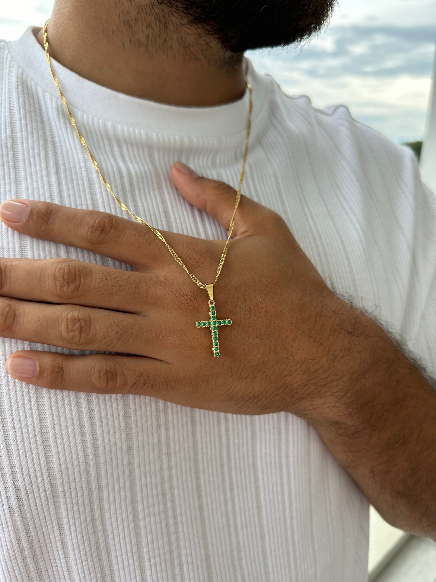 Cadena Singapur 60cm + Colgante Cruz Piedras